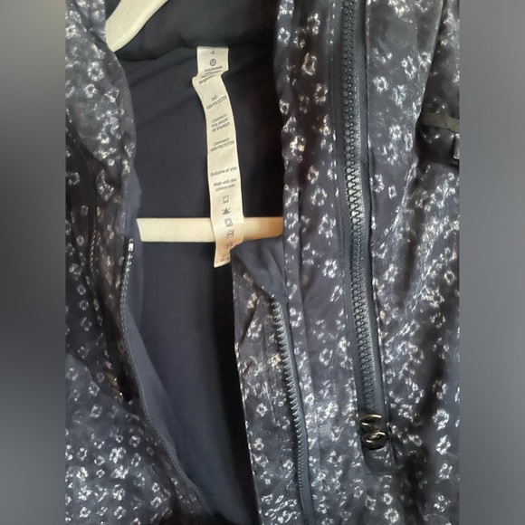 Lululemon Spring Forward Jacket Kanoko Twist Inkwell Ghost Inkwell Size 4 EUC - Picture 8 of 16